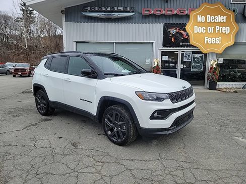 New 2026 Jeep Compass Limited AWD/4WD image 1