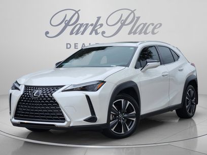 Certified 2025 Lexus UX 300h FWD w/ Accessory Package (Z1)