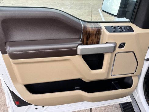 Used 2019 Ford F150 Lariat image 20