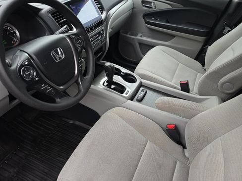 Used 2016 Honda Pilot EX image 13