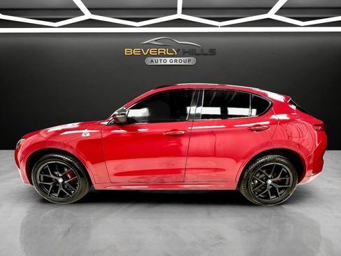 Used 2020 Alfa Romeo Stelvio Ti w/ Nero Edizione image 2