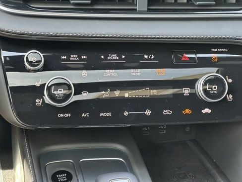 New 2026 INFINITI QX60 Autograph w/ Dark Cargo Package image 18