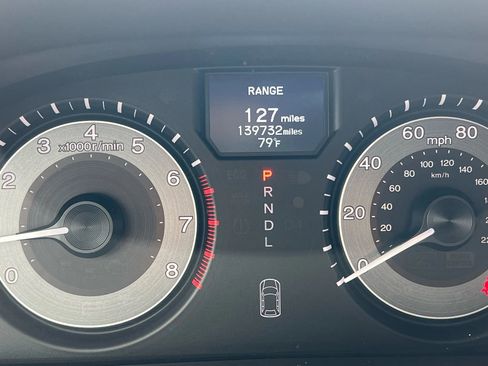 Used 2015 Honda Odyssey Touring Elite image 11