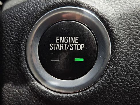 Used 2019 Buick Envision Preferred FWD image 16