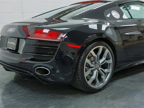 Used 2011 Audi R8 V10 AWD/4WD image 34