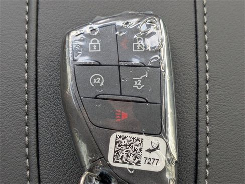 New 2026 Buick Enclave Avenir w/ Super Cruise Package image 32