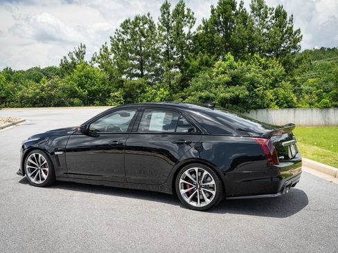 Used 2018 Cadillac CTS V RWD image 22