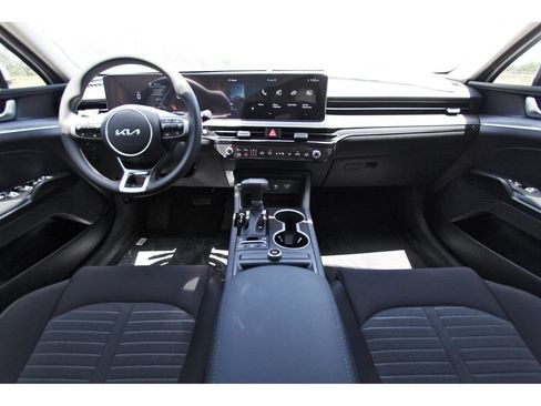 New 2026 Kia K5 LXS FWD image 10