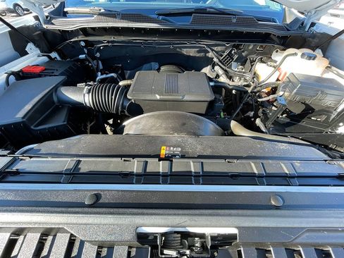 Used 2024 Chevrolet Silverado 2500 LT image 36