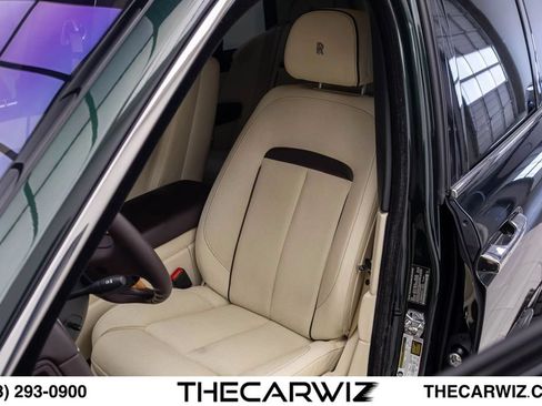 Used 2019 Rolls-Royce Cullinan AWD/4WD image 35