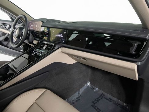 New 2026 Porsche Panamera 4 AWD/4WD image 29