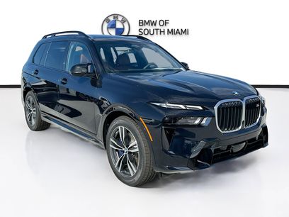 New 2025 BMW X7 M60i w/ Executive Package