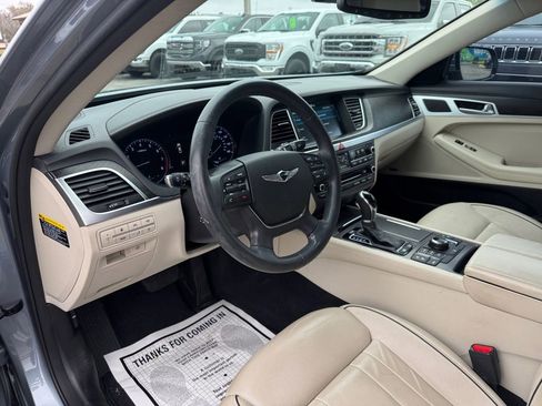 Used 2017 Genesis G80 3.8 w/ Option Group 03 image 38