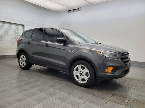 Used 2019 Ford Escape S image 11