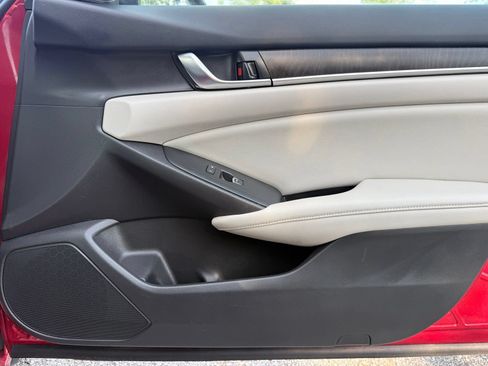 Used 2018 Honda Accord EX-L image 45