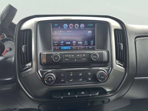 Used 2018 Chevrolet Silverado 1500 LT AWD/4WD image 24