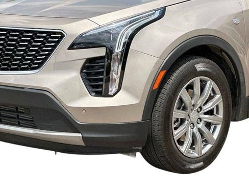 Certified 2023 Cadillac XT4 Premium Luxury AWD/4WD image 7