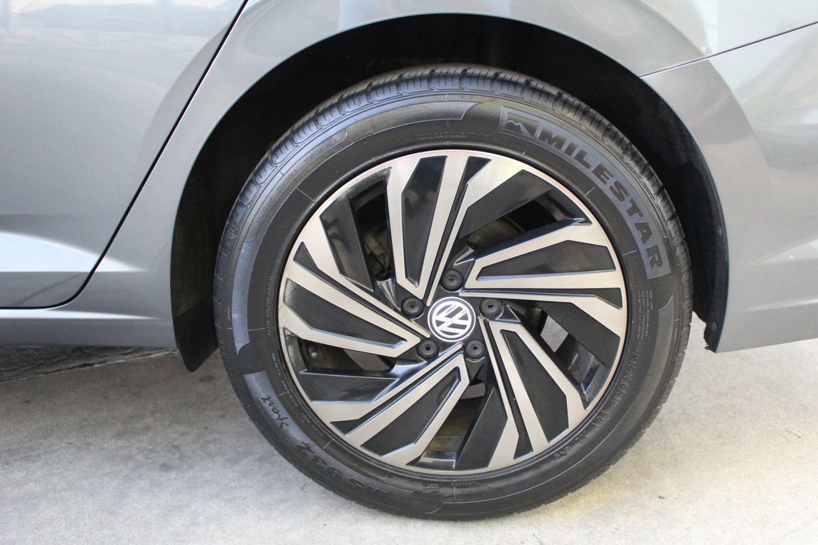 Used 2019 Volkswagen Jetta SEL Premium FWD image 37