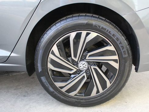 Used 2019 Volkswagen Jetta SEL Premium FWD image 37