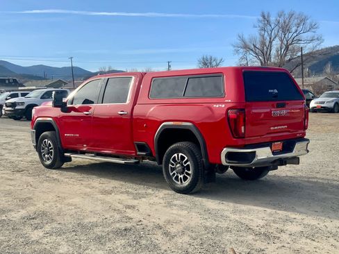 Used 2021 GMC Sierra 3500 SLT w/ SLT Convenience Package image 3