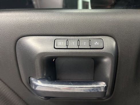 Used 2018 GMC Sierra 1500 SLT w/ All Terrain X Package image 28