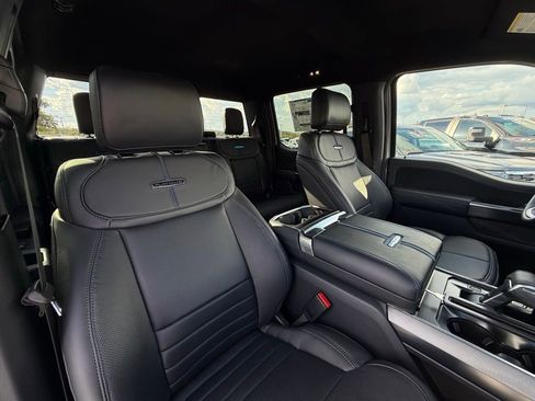 New 2025 Ford F150 Platinum image 30