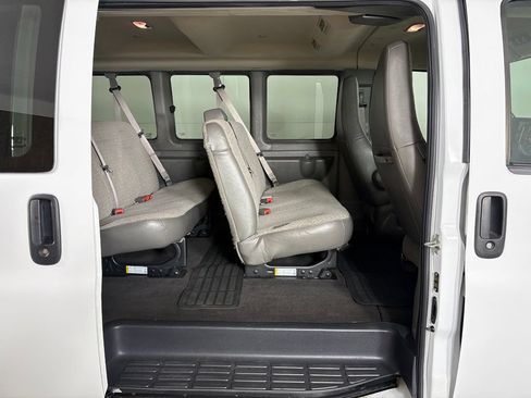 Used 2024 Chevrolet Express 3500 LT w/ LT Preferred Equipment Group RWD image 15