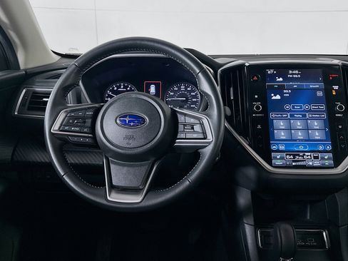 Used 2024 Subaru Ascent Premium w/ Convenience Package image 18