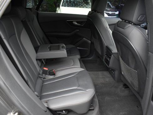 Used 2019 Audi Q8 Premium Plus AWD/4WD image 39