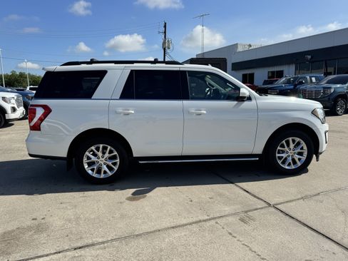 Used 2021 Ford Expedition XLT AWD/4WD image 7
