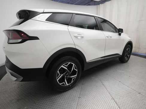 Used 2023 Kia Sportage LX AWD/4WD image 33
