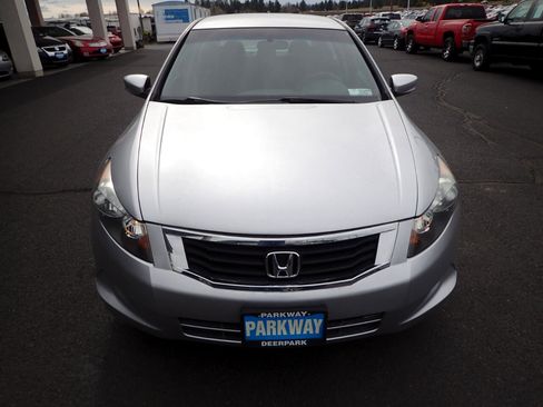 Used 2010 Honda Accord LX image 8