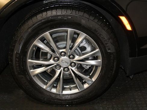 Certified 2022 Cadillac XT5 Premium Luxury image 38