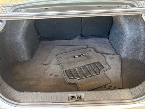 Used 2025 Nissan Versa SV FWD image 30