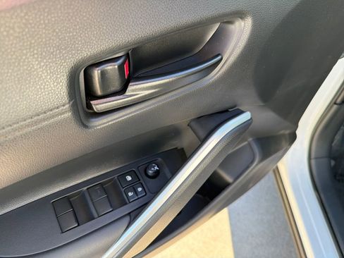 Used 2023 Toyota Corolla Cross LE image 16