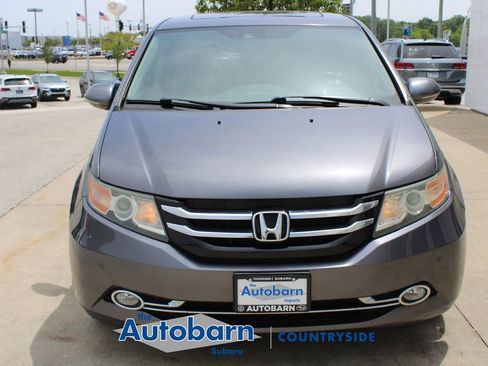 Used 2015 Honda Odyssey Touring Elite image 2