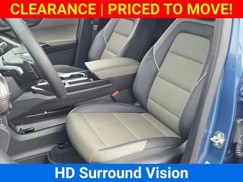 New 2026 Chevrolet Equinox LT w/ Convenience Package II AWD/4WD image 17