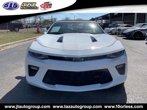 Used 2018 Chevrolet Camaro SS RWD image 2