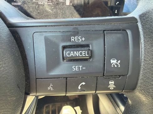 Used 2025 Nissan Kicks SV w/ Interior Electronics Package AWD/4WD image 30
