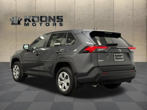 Used 2023 Toyota RAV4 LE AWD/4WD image 5