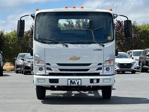 New 2026 Chevrolet Low Cab Forward RWD image 9