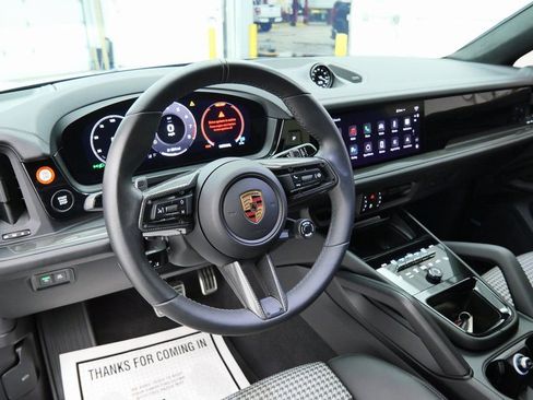 Used 2025 Porsche Cayenne GTS image 12