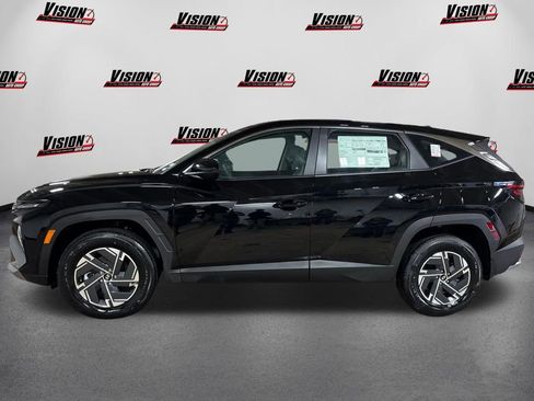 New 2026 Hyundai Tucson Blue SE image 8