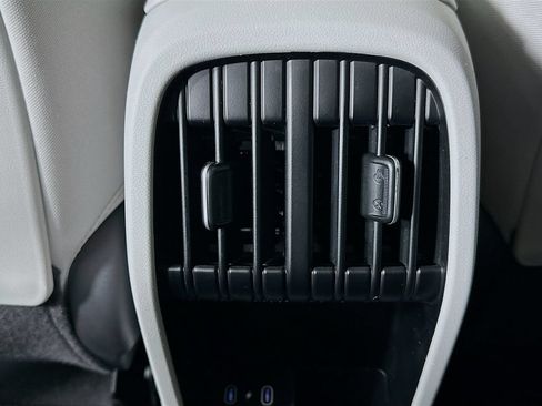 Certified 2025 Hyundai Kona SEL FWD image 24