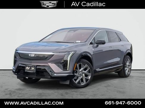 New 2026 Cadillac Optiq Luxury 1 image 1