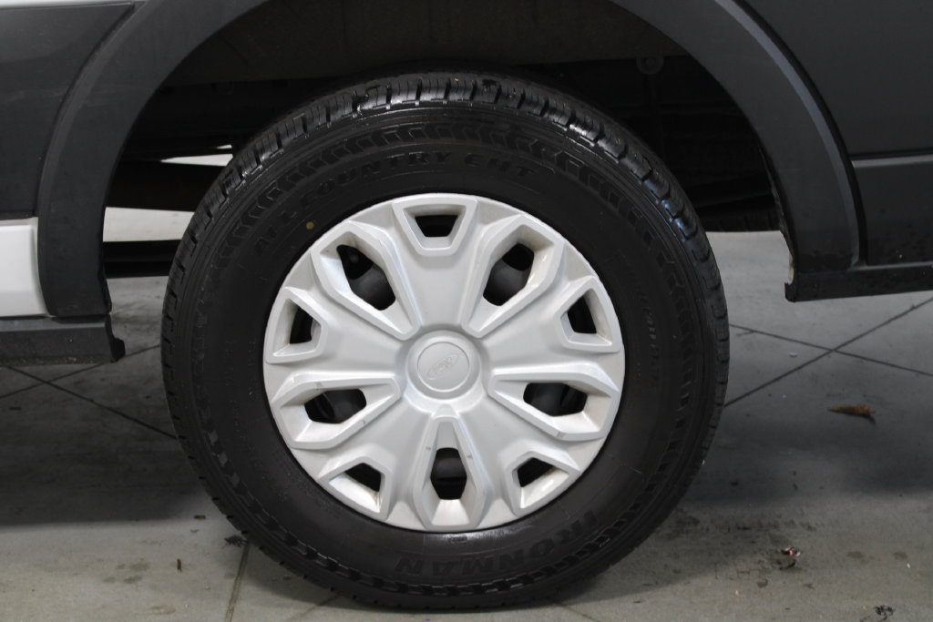 Used 2024 Ford Transit 350 XLT RWD image 18