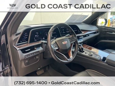 Certified 2024 Cadillac Escalade ESV Premium Luxury w/ LPO, Floor Liner Package AWD/4WD image 19