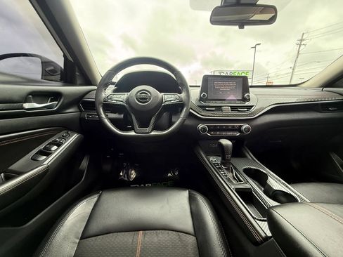 Used 2022 Nissan Altima 2.5 SR w/ Midnight Edition Package image 25