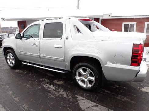 Used 2013 Chevrolet Avalanche LT w/ All-Star Edition image 4