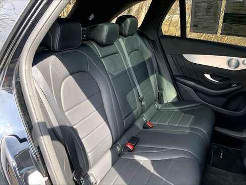 Used 2020 Mercedes-Benz GLC 300 4MATIC image 20